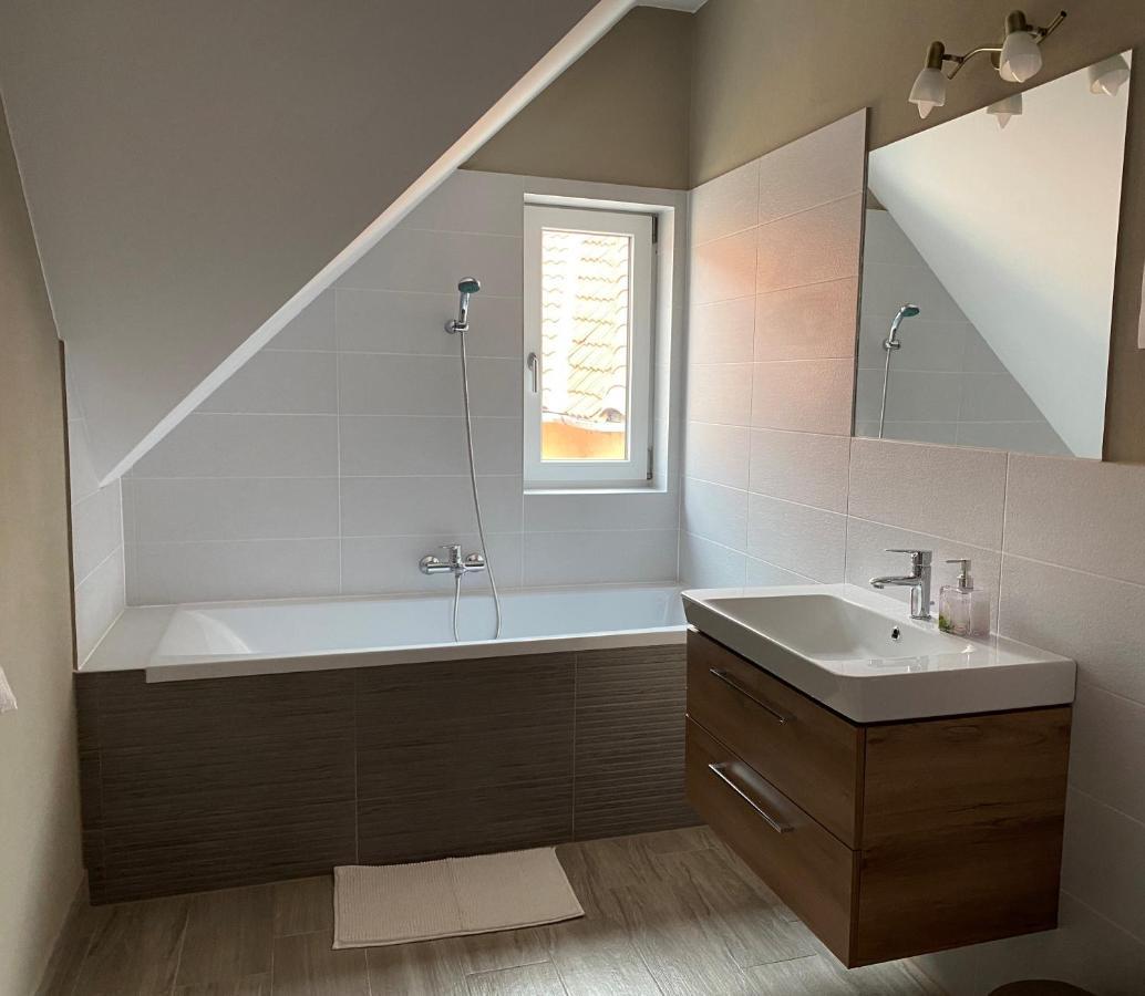 Fenyo Apartman House I Одорхею-Секуйеск Экстерьер фото