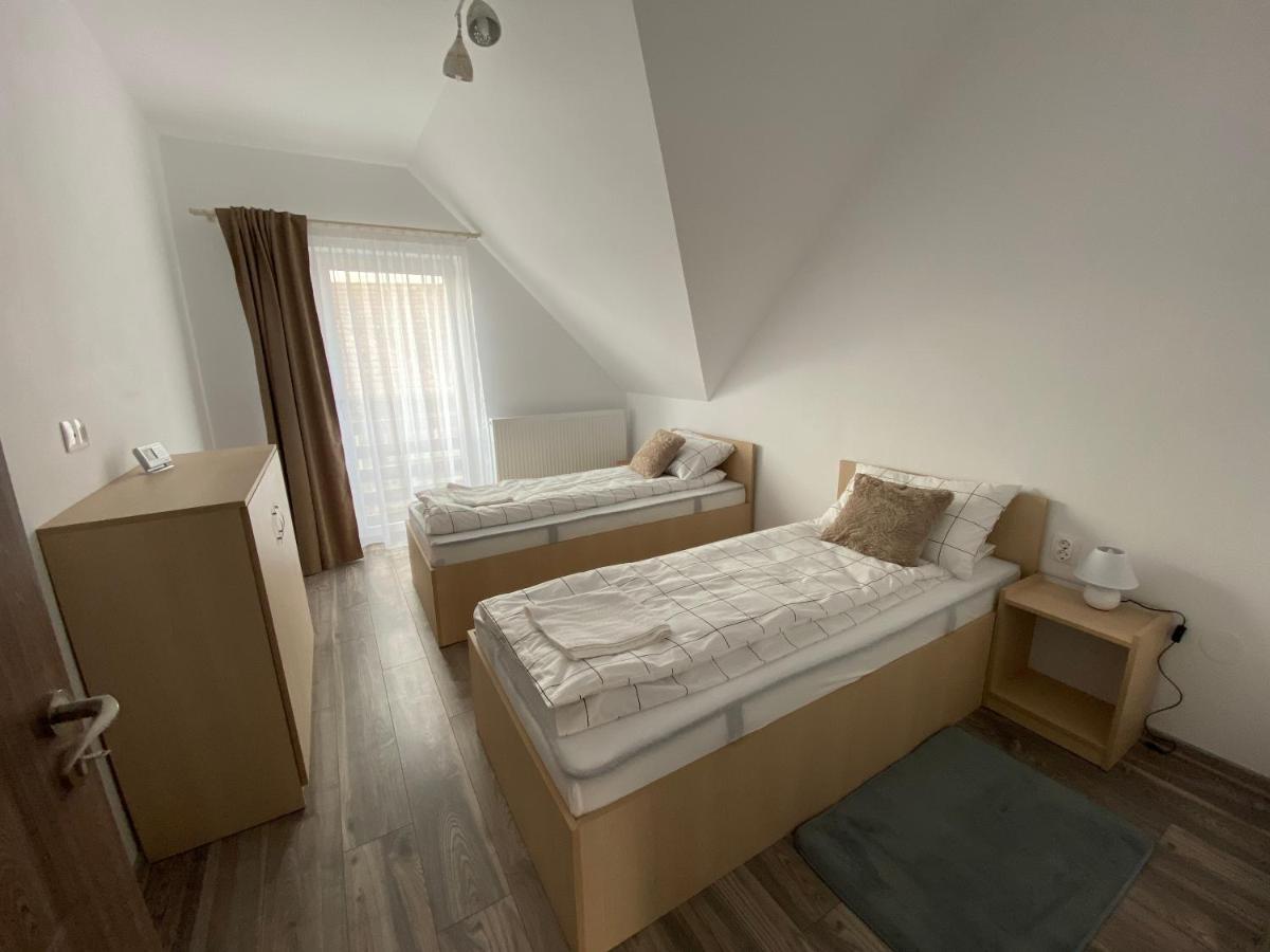 Fenyo Apartman House I Одорхею-Секуйеск Экстерьер фото