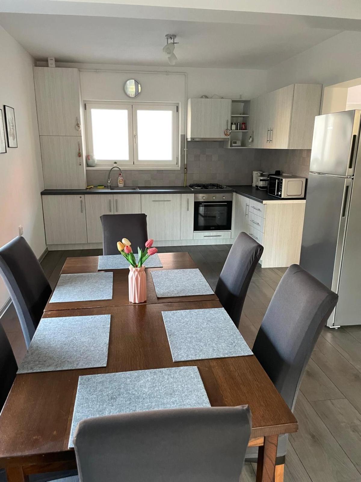 Fenyo Apartman House I Одорхею-Секуйеск Экстерьер фото